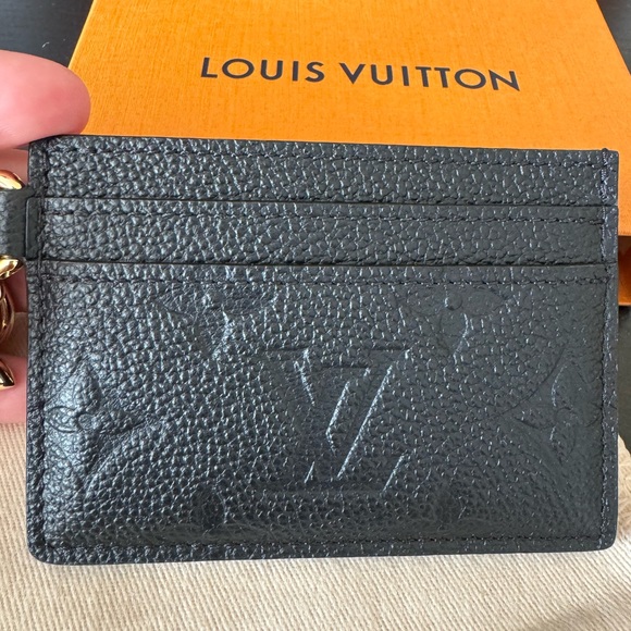 NWT Louis Vuitton card holder! Black empriente leather!! 🖤 - Picture 7 of 10
